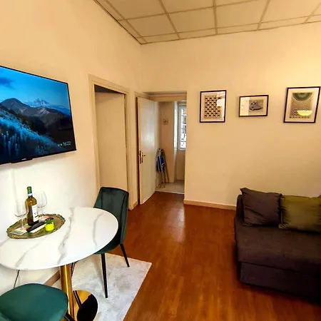 Ferienhaus Charming With Terrace By Spanish Steps *